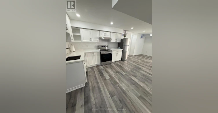 BASEMENT-586 Sweetwater Crescent, Newmarket, ON, L3X 1C1
