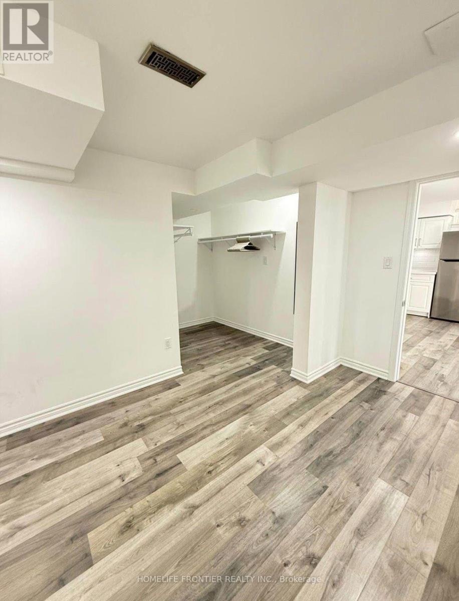 BASEMENT-586 Sweetwater Crescent, Newmarket, ON, L3X 1C1 - 4