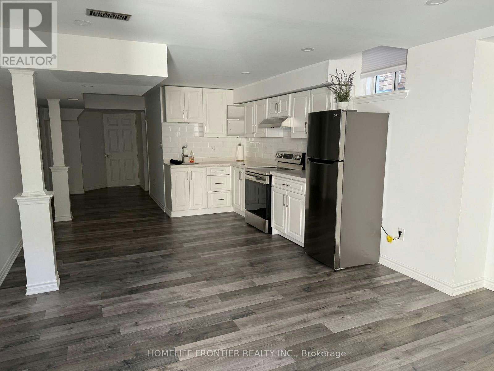 BASEMENT-586 Sweetwater Crescent, Newmarket, ON, L3X 1C1 - 2