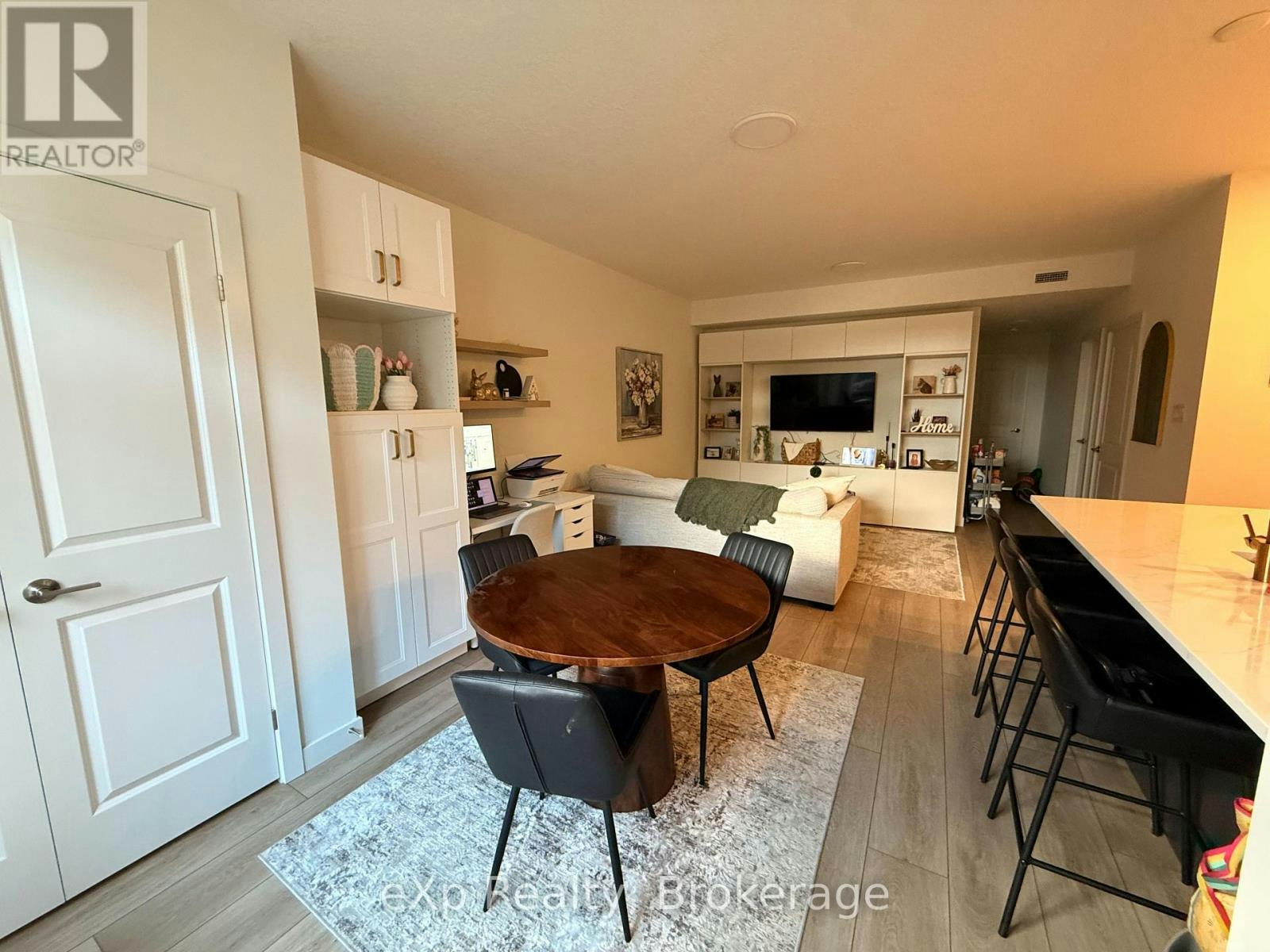 128-824 Woolwich Street, Guelph, ON, N1H 0E1