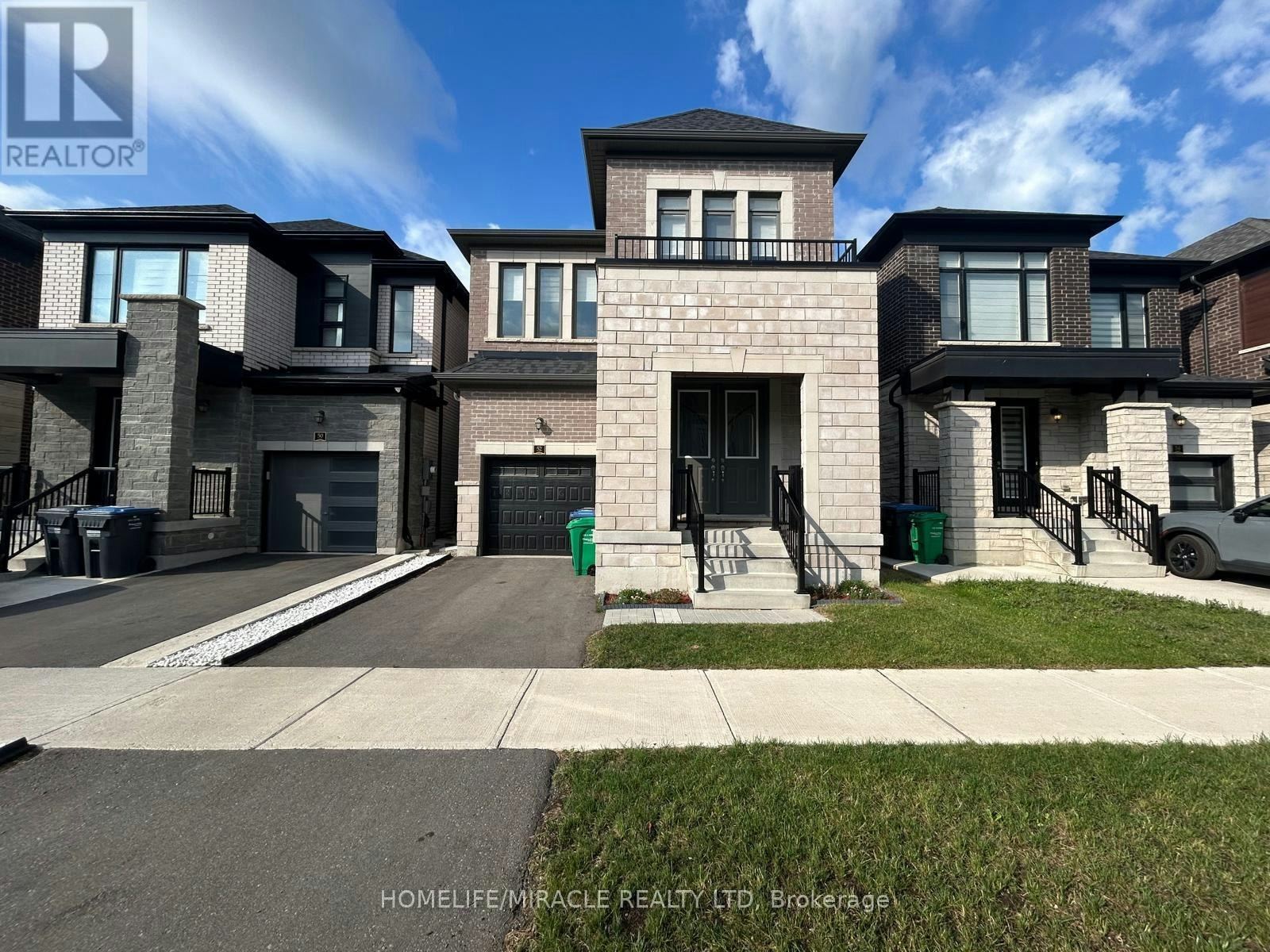 52 Minnock Street, Caledon, ON, L7C 4K9