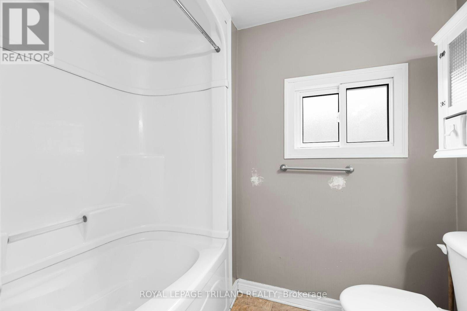 1-35 Miles Street, London, ON, N5Y 2T7 - 17