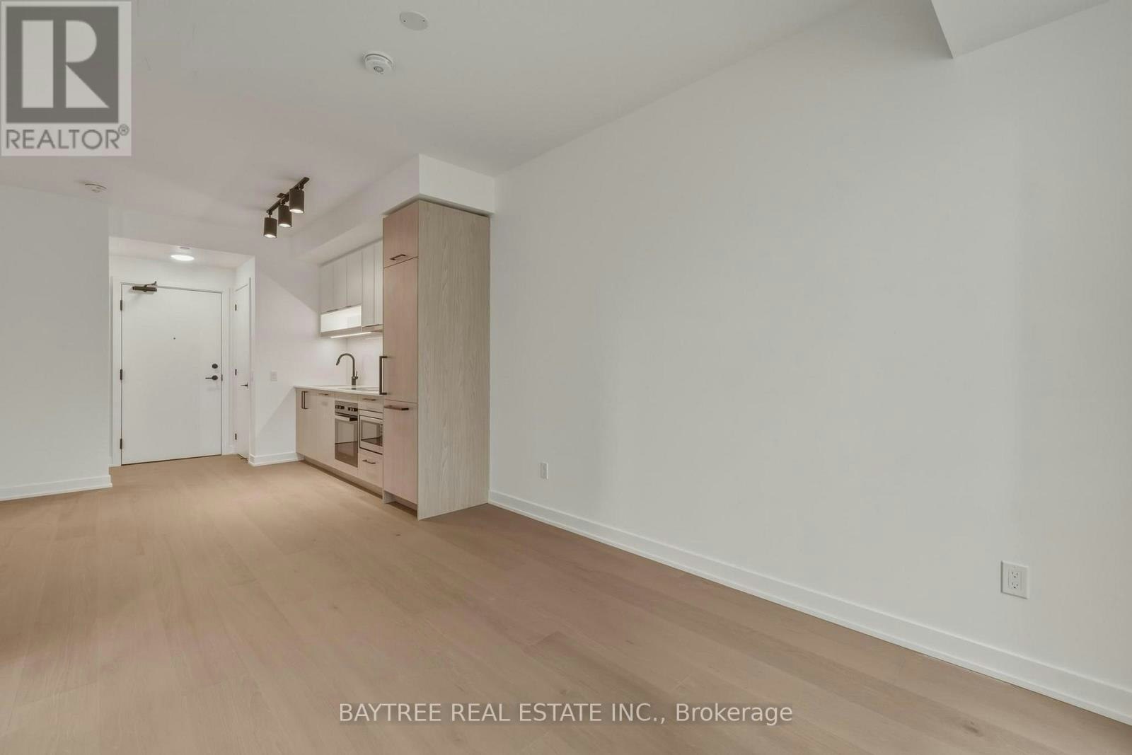 533-91 Montclair Avenue, Toronto, ON, M5P 0A9 - 7