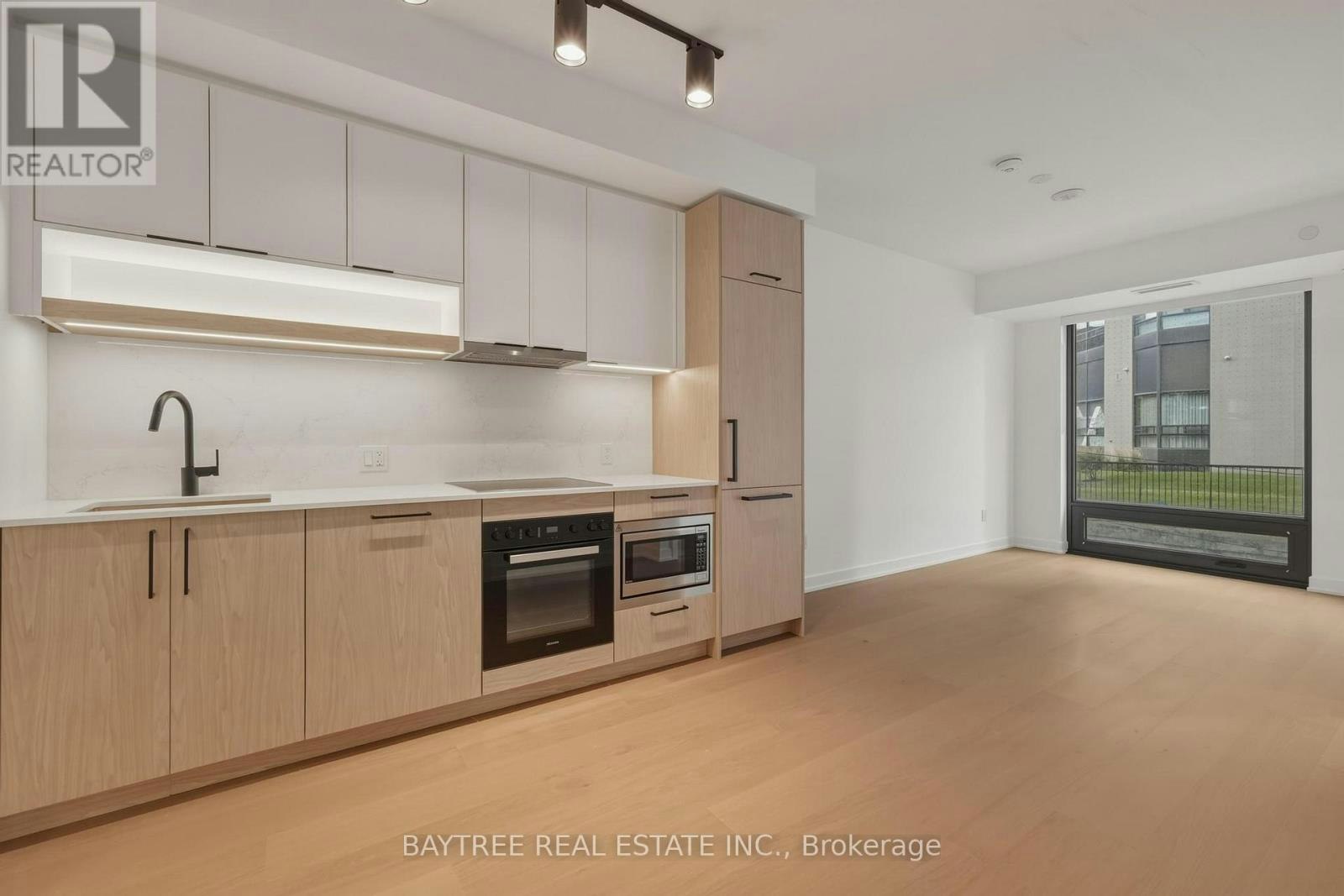 533-91 Montclair Avenue, Toronto, ON, M5P 0A9 - 2