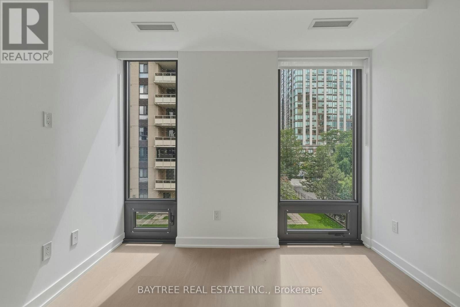 705-91 Montclair Avenue, Toronto, ON, M5P 0A9 - 7