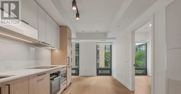 705-91 Montclair Avenue, Toronto, ON, M5P 0A9 - 4