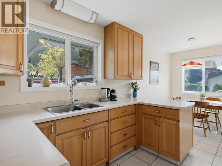 5697 Dallas Drive, Kamloops, BC, V2C 4W9 - 30
