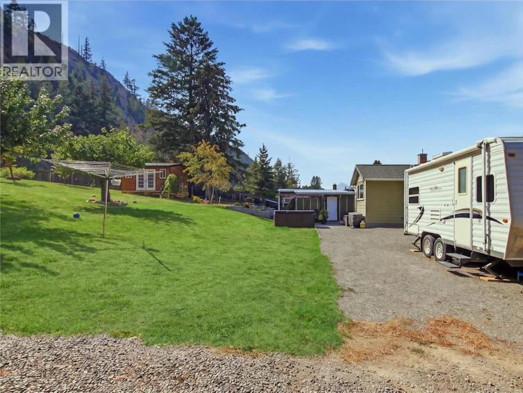 5697 Dallas Drive, Kamloops, BC, V2C 4W9 - 9