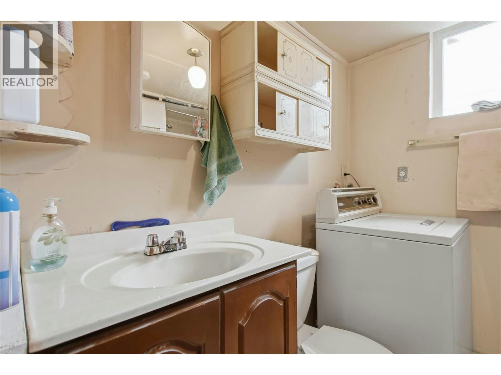 334 Mcgowan Avenue, Kamloops, BC, V2B 2N7 - 25