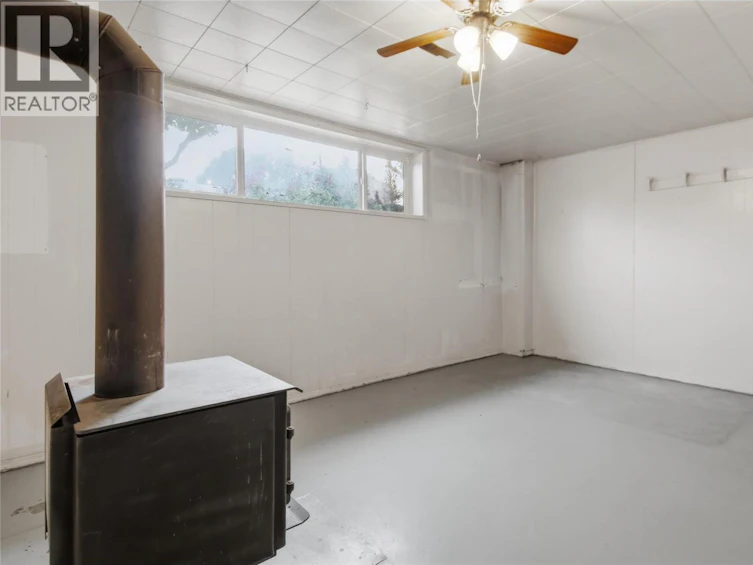 334 Mcgowan Avenue, Kamloops, BC, V2B 2N7 - 31