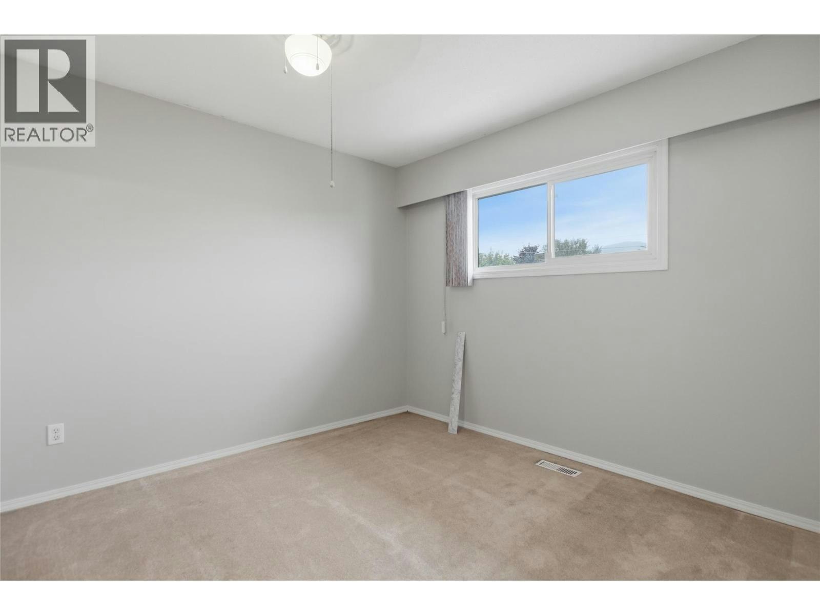334 Mcgowan Avenue, Kamloops, BC, V2B 2N7 - 32