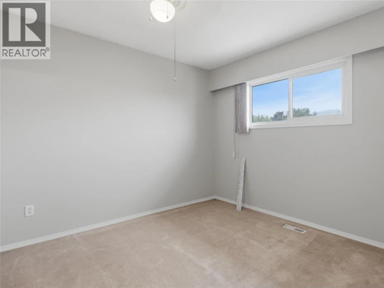 334 Mcgowan Avenue, Kamloops, BC, V2B 2N7 - 32