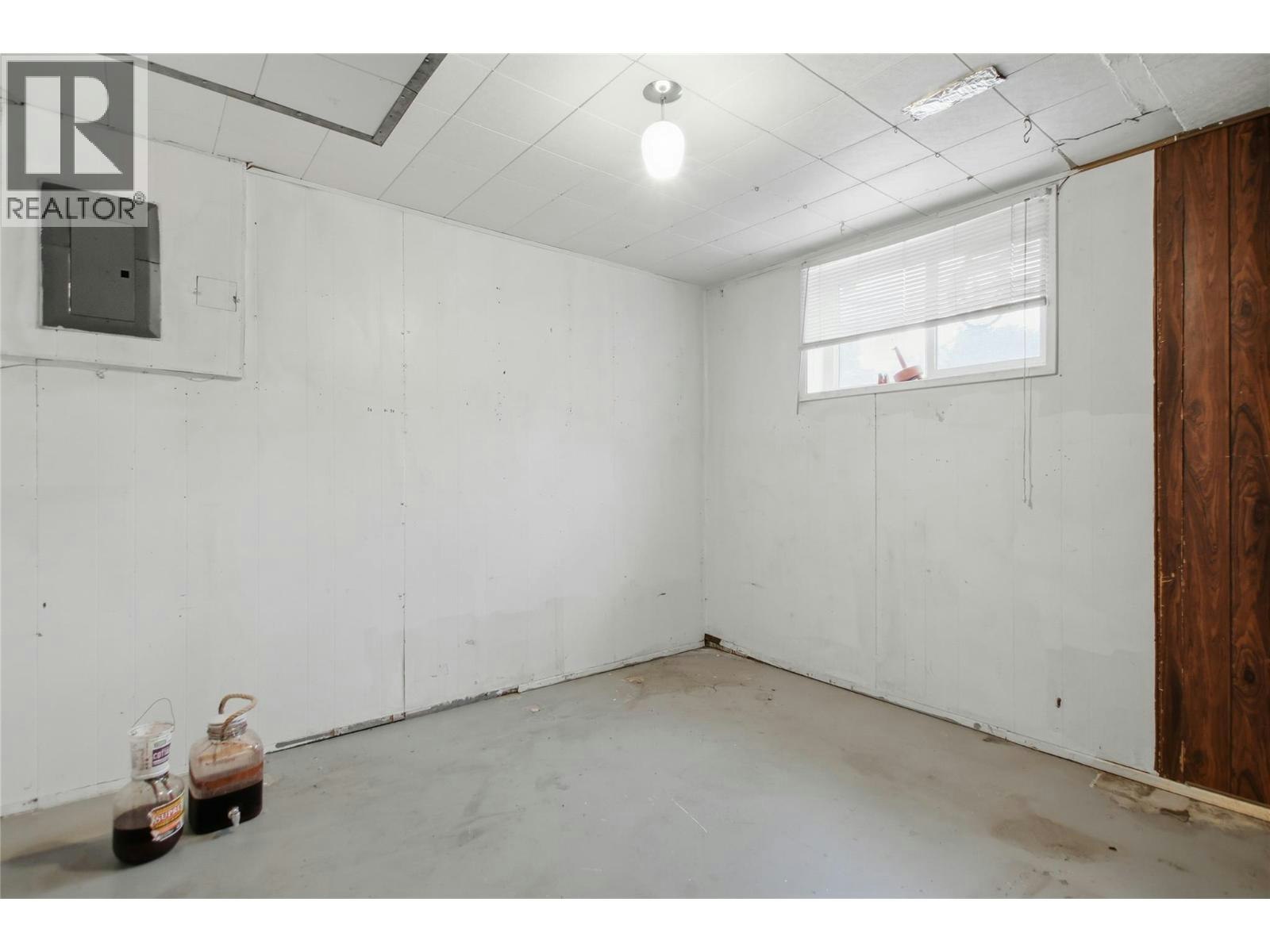 334 Mcgowan Avenue, Kamloops, BC, V2B 2N7 - 30