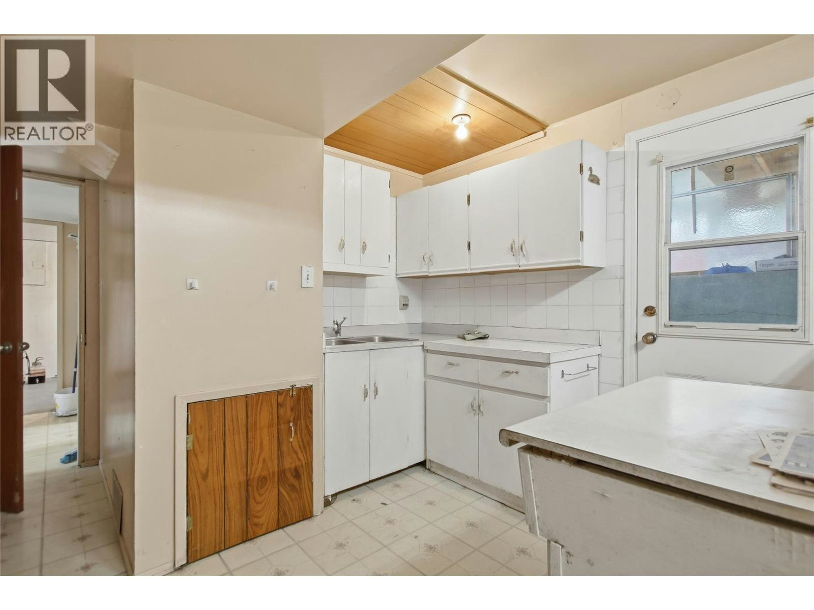 334 Mcgowan Avenue, Kamloops, BC, V2B 2N7 - 17