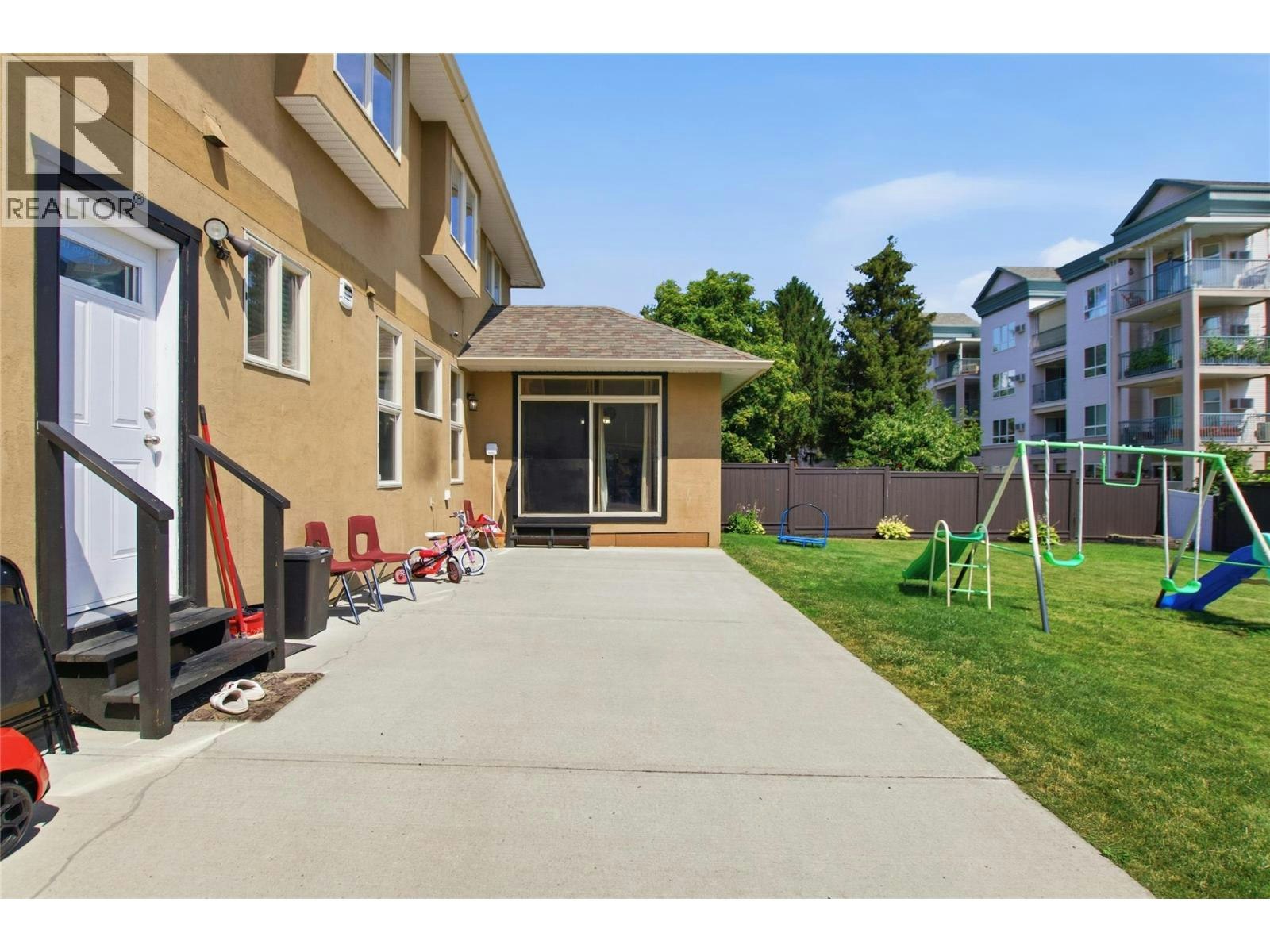 819 Arlington Court, Kamloops, BC, V2B 8T5 - 47
