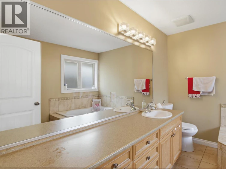 819 Arlington Court, Kamloops, BC, V2B 8T5 - 34