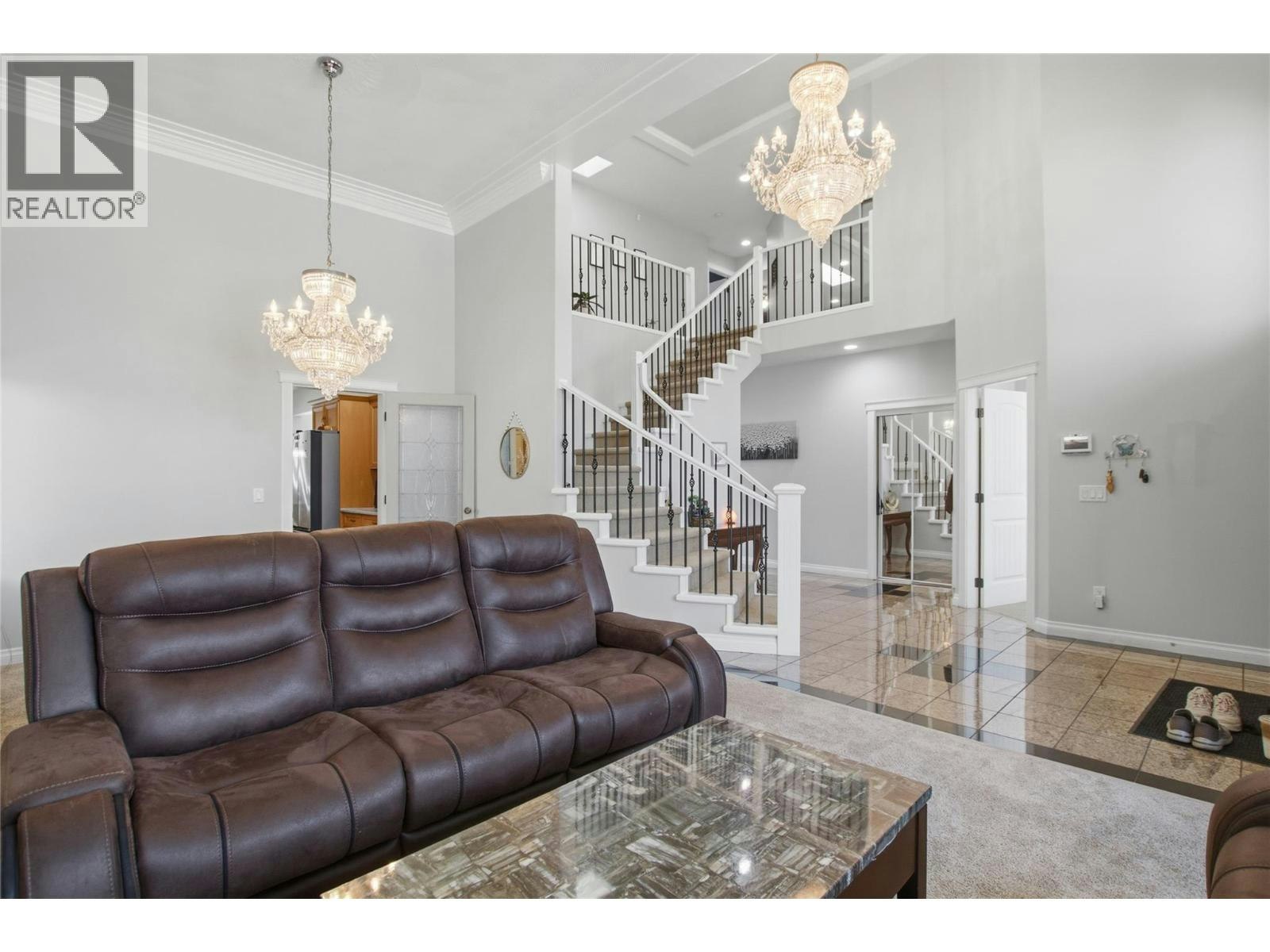819 Arlington Court, Kamloops, BC, V2B 8T5 - 10