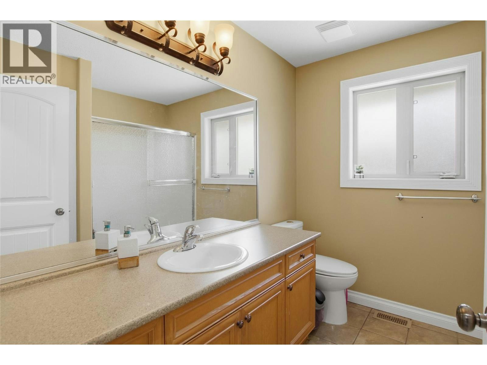 819 Arlington Court, Kamloops, BC, V2B 8T5 - 32