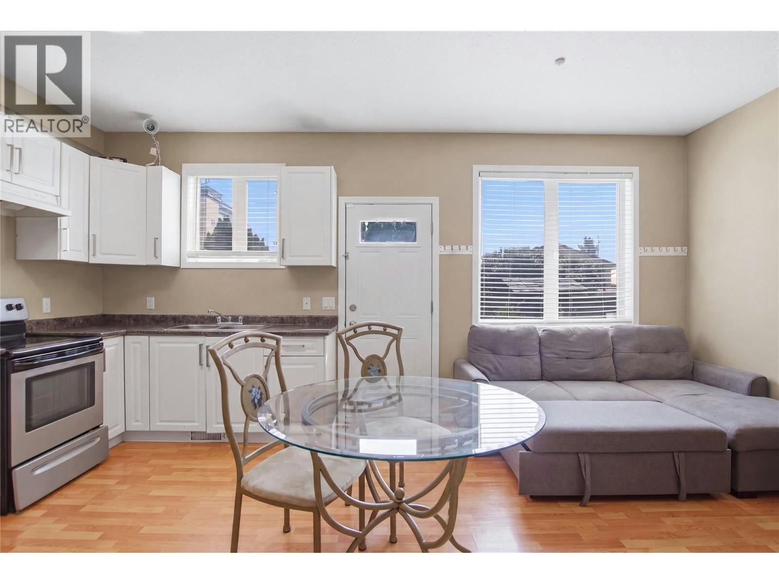 819 Arlington Court, Kamloops, BC, V2B 8T5 - 40