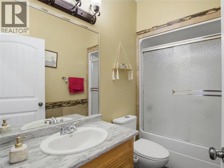 819 Arlington Court, Kamloops, BC, V2B 8T5 - 17