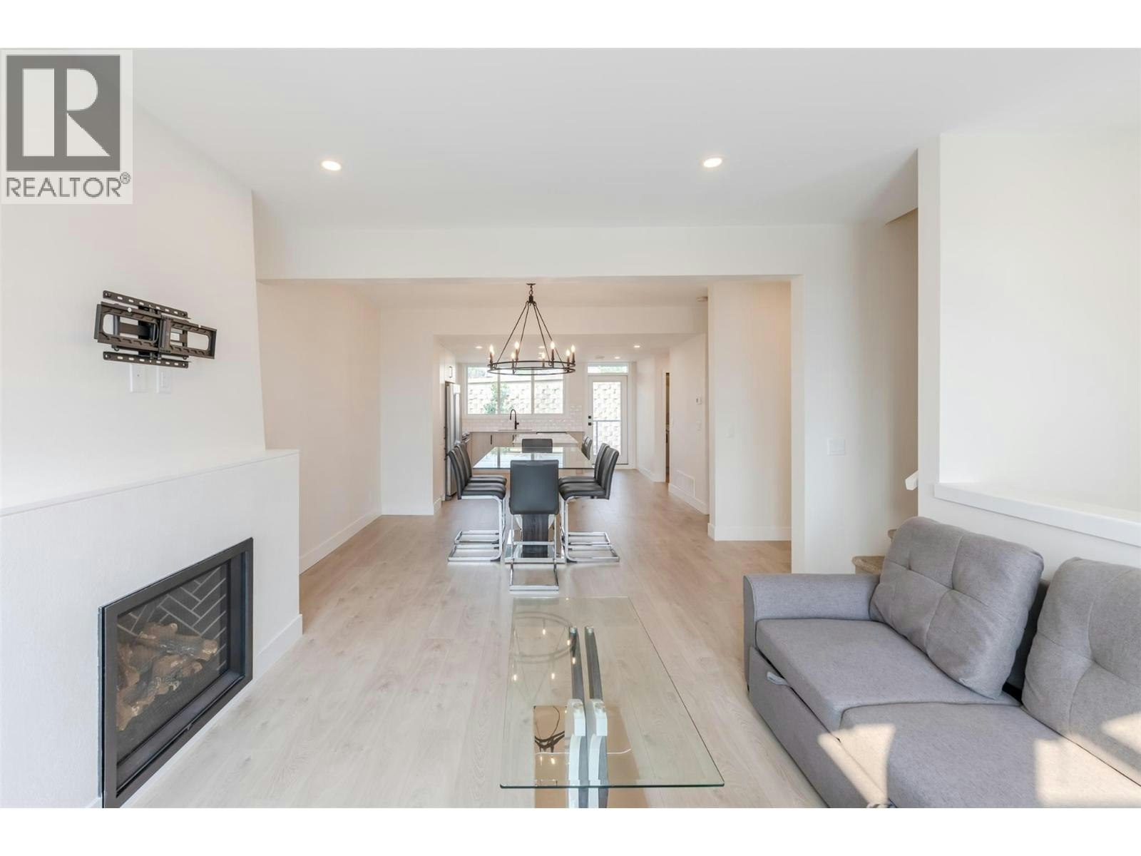 52-8000 Vedette Drive, Osoyoos, BC, V0H 1V2 - 7