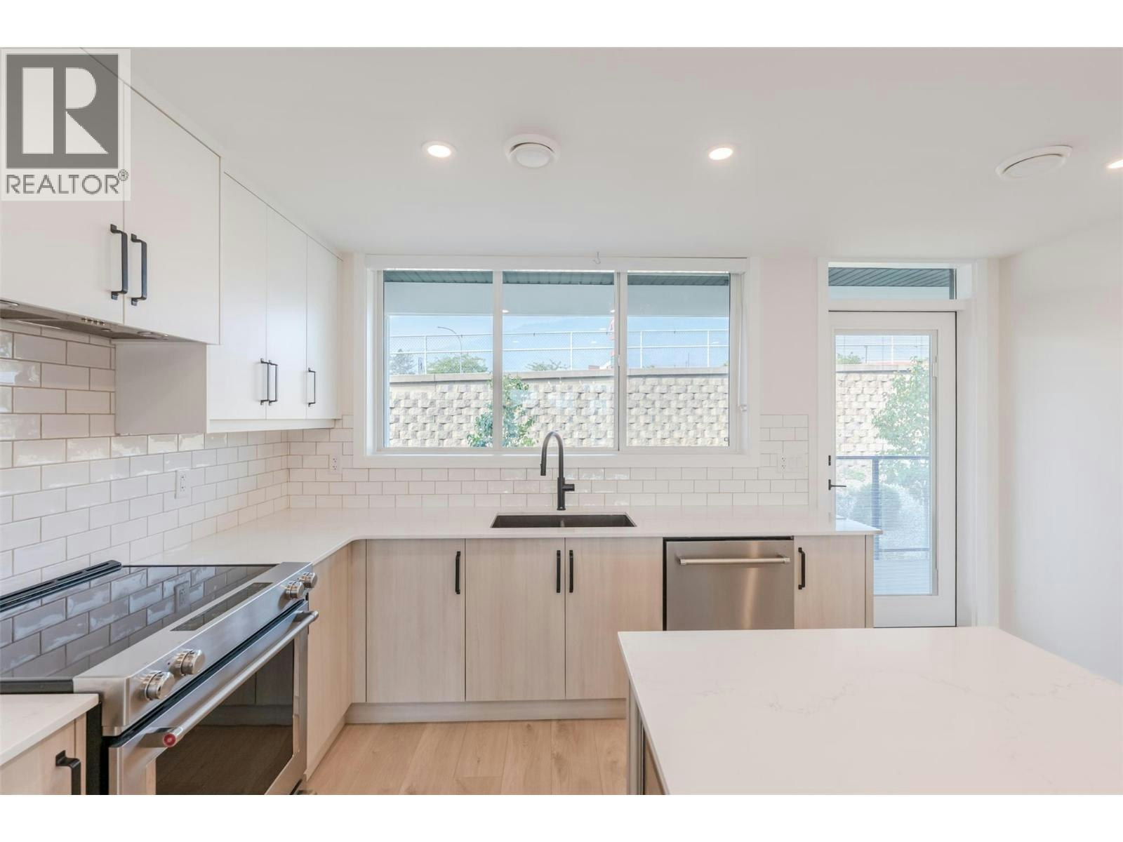 52-8000 Vedette Drive, Osoyoos, BC, V0H 1V2 - 15