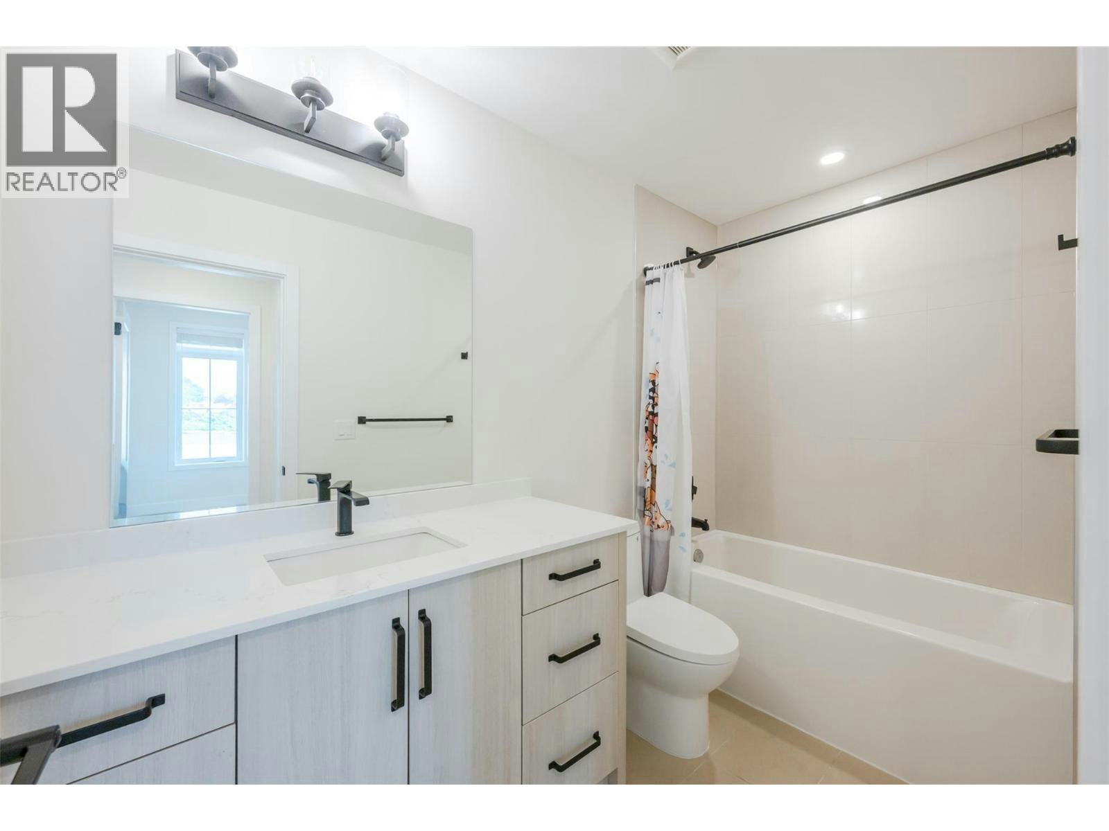 52-8000 Vedette Drive, Osoyoos, BC, V0H 1V2 - 35