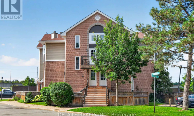 7-1 Stonebank Crescent