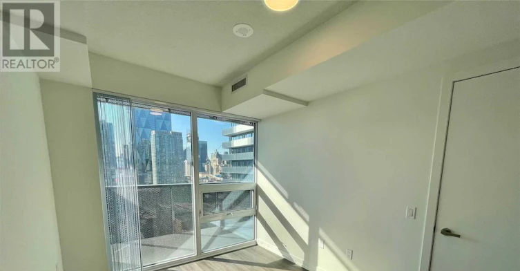 1912-138 Downes Street, Toronto, ON, M5E 0E4 - 5