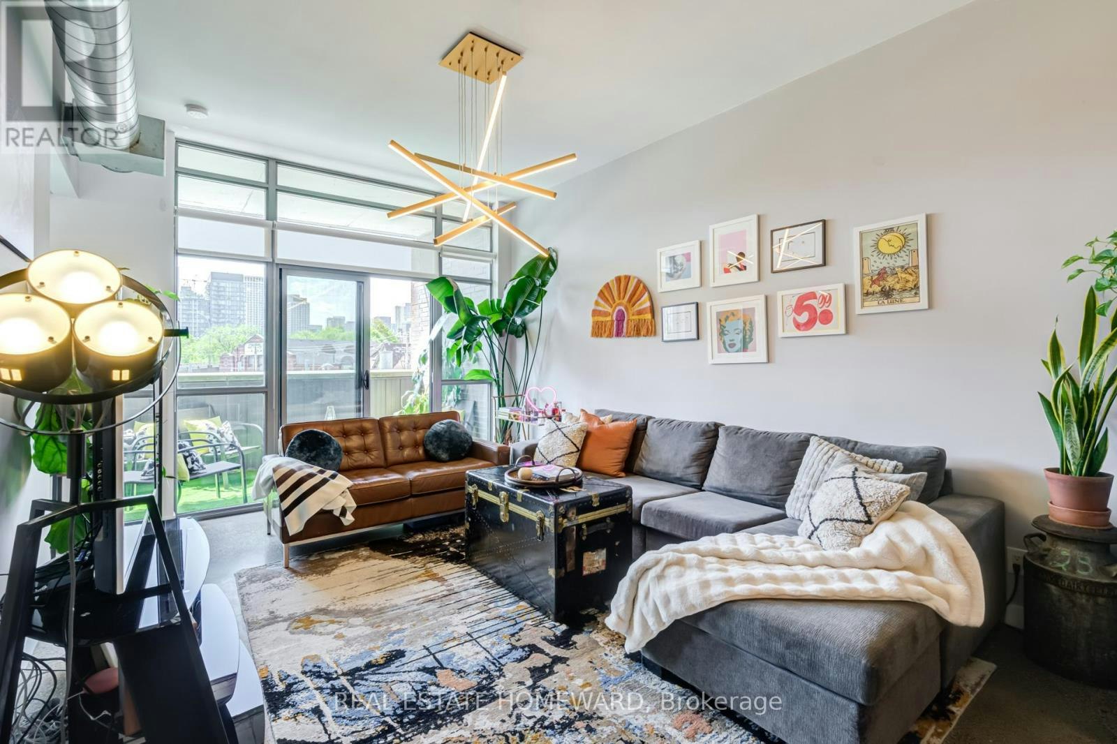 310-549 King Street E, Toronto, ON, M5A 1M5