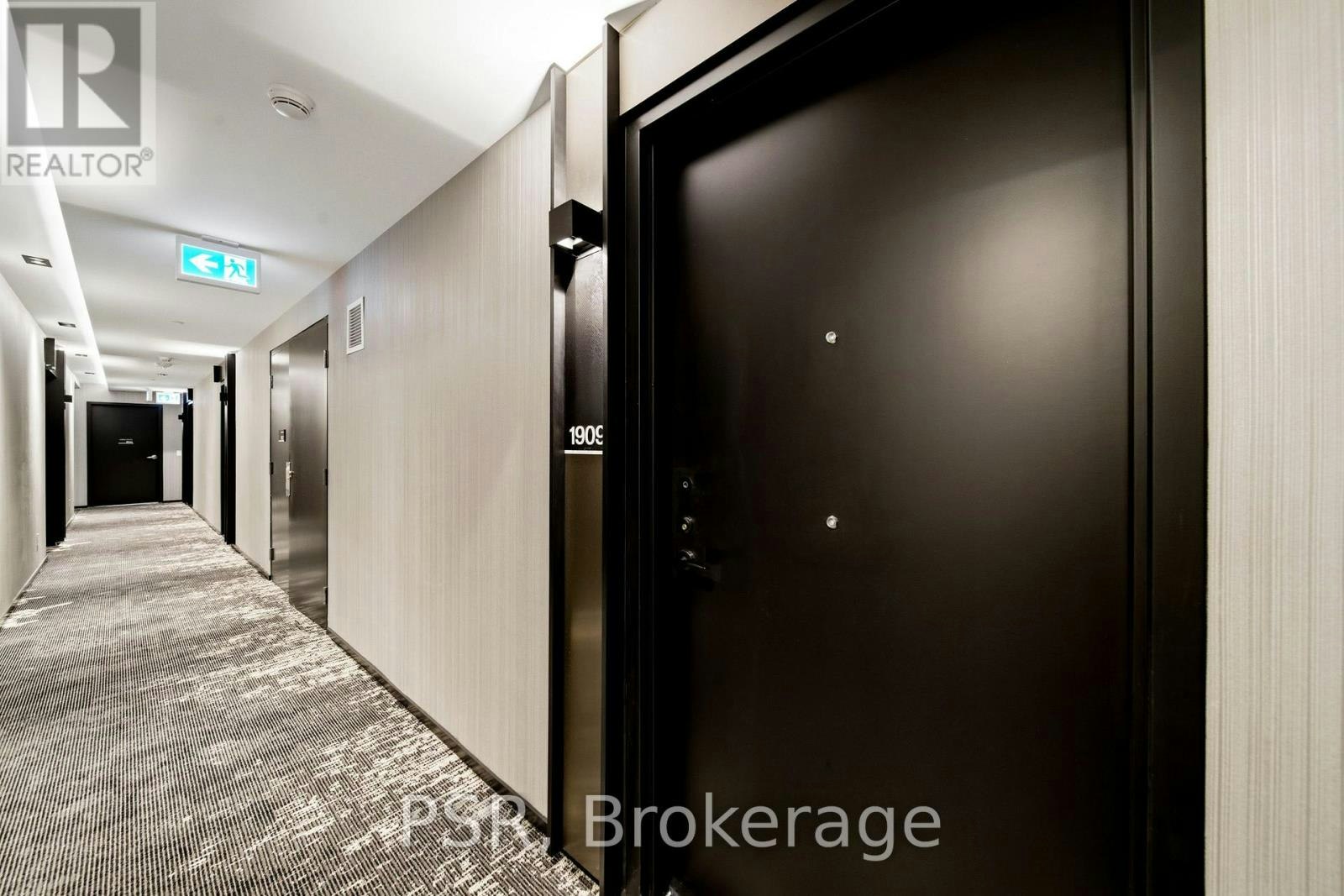 1909-70 Ordnance Street, Toronto, ON, M6K 0G9 - 14