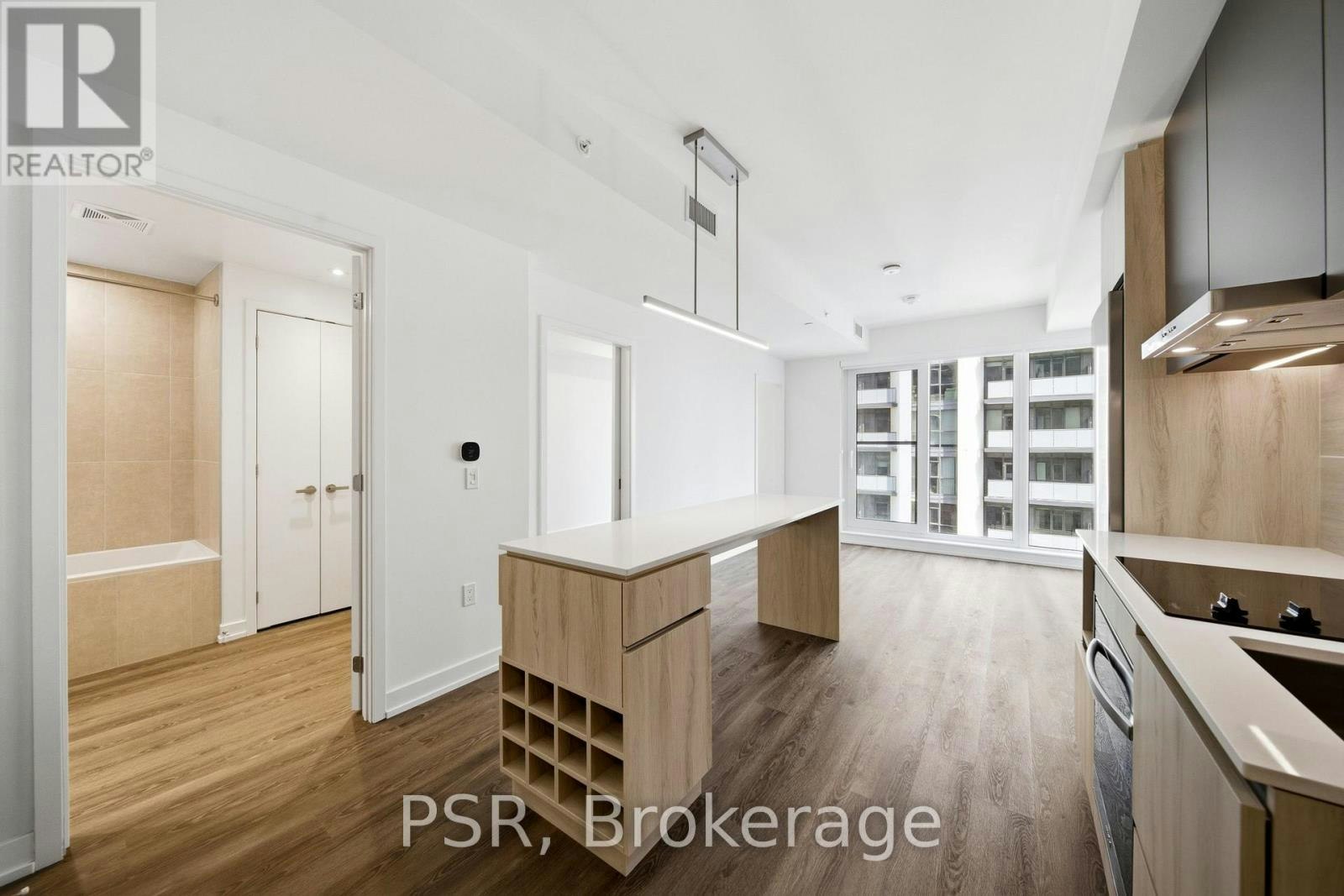1909-70 Ordnance Street, Toronto, ON, M6K 0G9 - 2