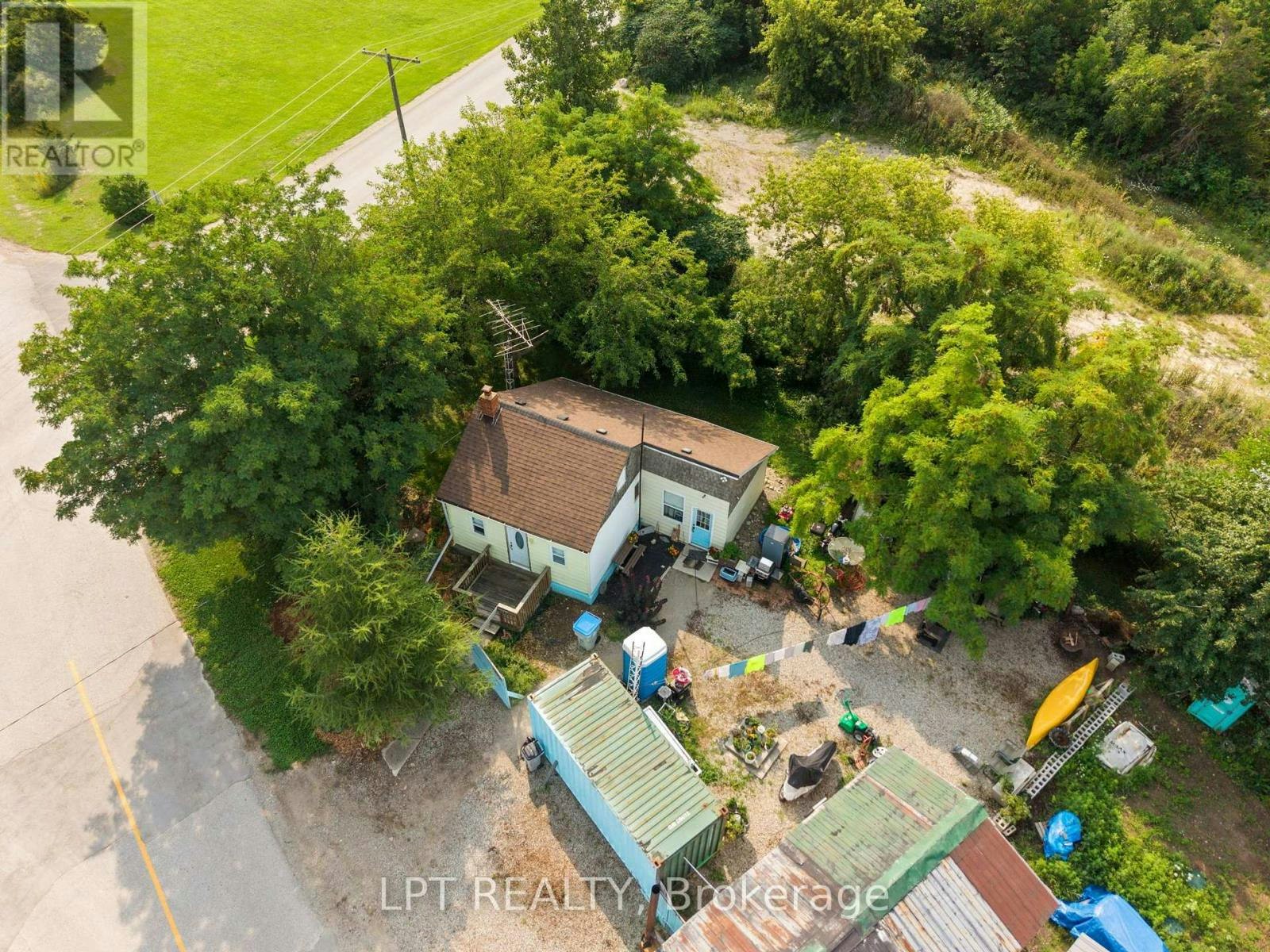 8349 Ravenswood Line, Lambton Shores, ON, N0M 1N0