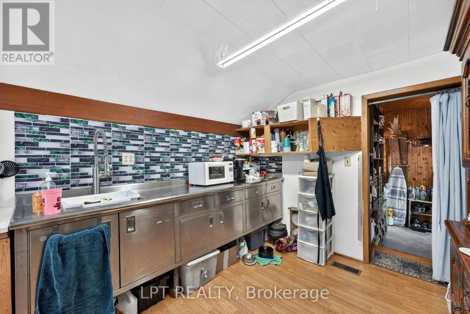 8349 Ravenswood Line, Lambton Shores, ON, N0M 1N0 - 11