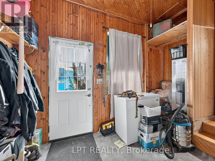 8349 Ravenswood Line, Lambton Shores, ON, N0M 1N0 - 7