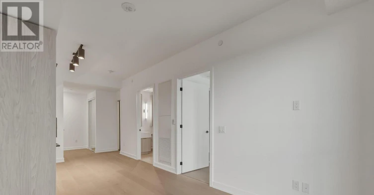 1715-89 Montclair Avenue, Toronto, ON, M5P 0A9 - 13