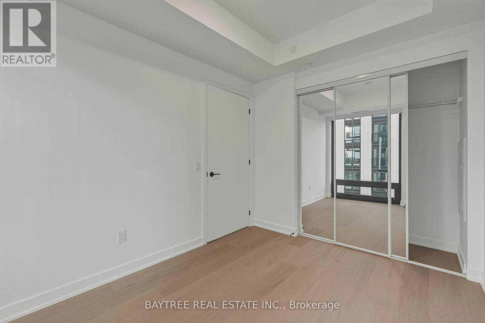 1715-89 Montclair Avenue, Toronto, ON, M5P 0A9 - 4