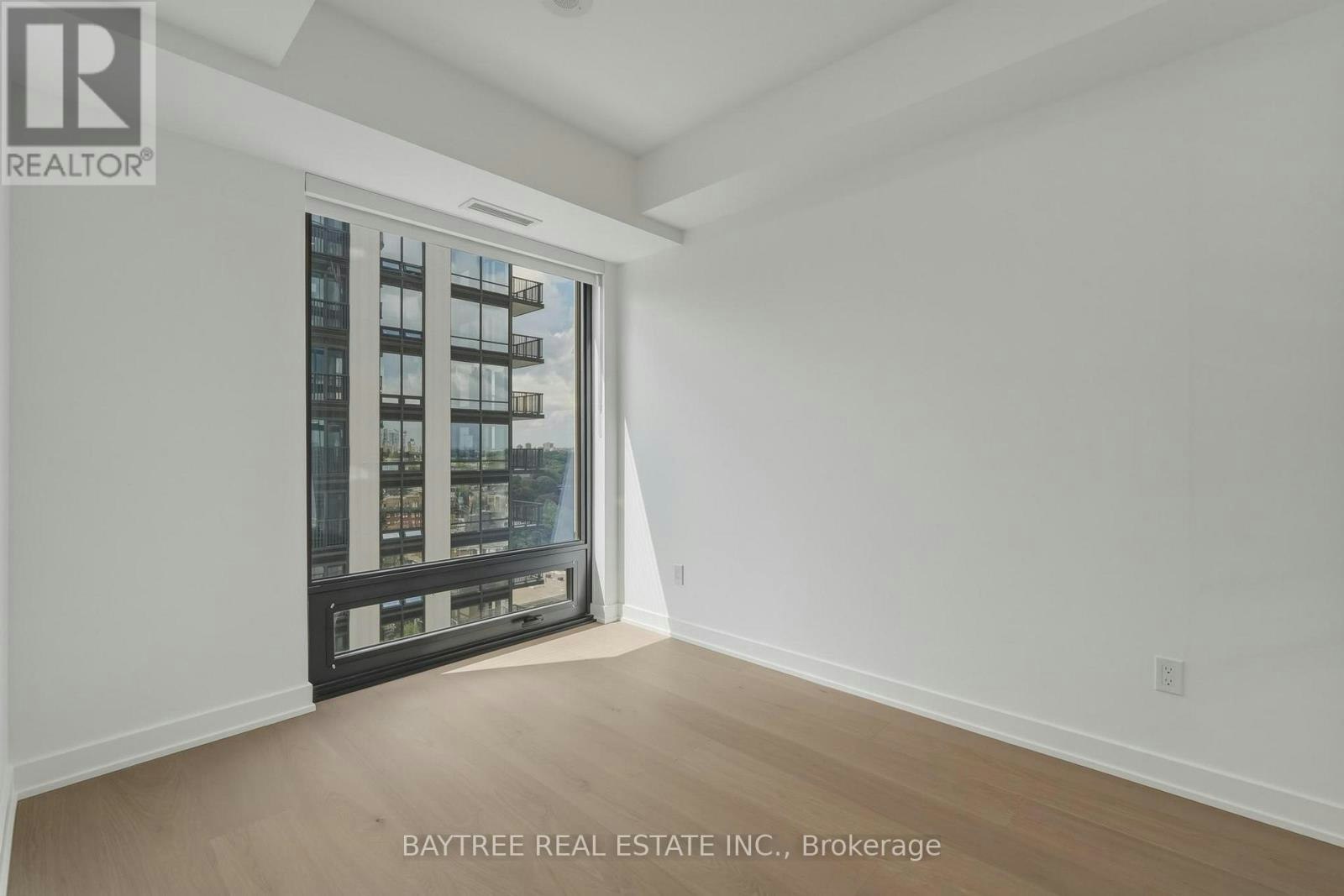 1826-89 Montclair Avenue, Toronto, ON, M5P 0A9 - 8
