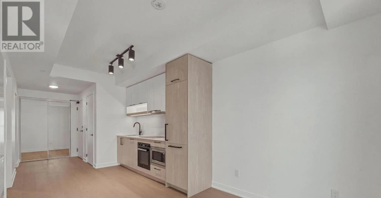 1826-89 Montclair Avenue, Toronto, ON, M5P 0A9 - 14