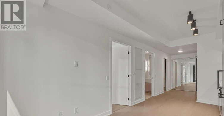 1726-89 Montclair Avenue, Toronto, ON, M5P 0A9 - 6