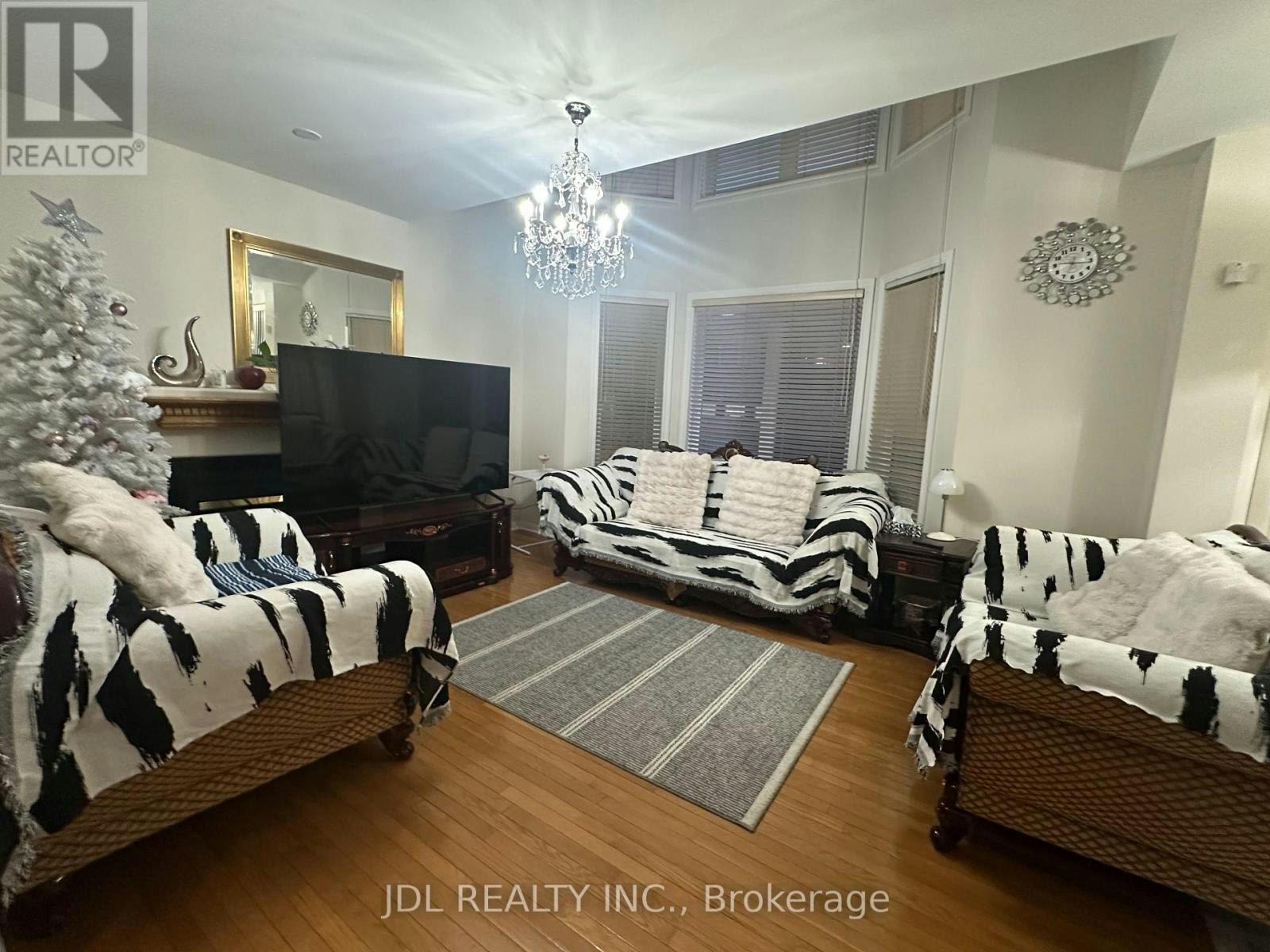 RM1-30 Baintree Street, Markham, ON, L6E 1G7 - 4
