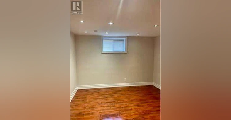 3589 Birchmeadow Crescent, Mississauga, ON, L4Y 3R8 - 5