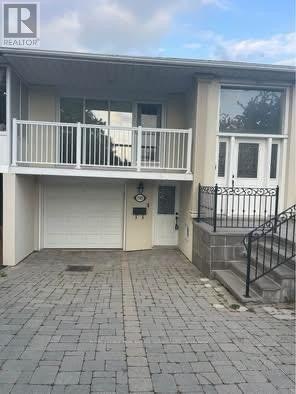 3589 Birchmeadow Crescent, Mississauga, ON, L4Y 3R8