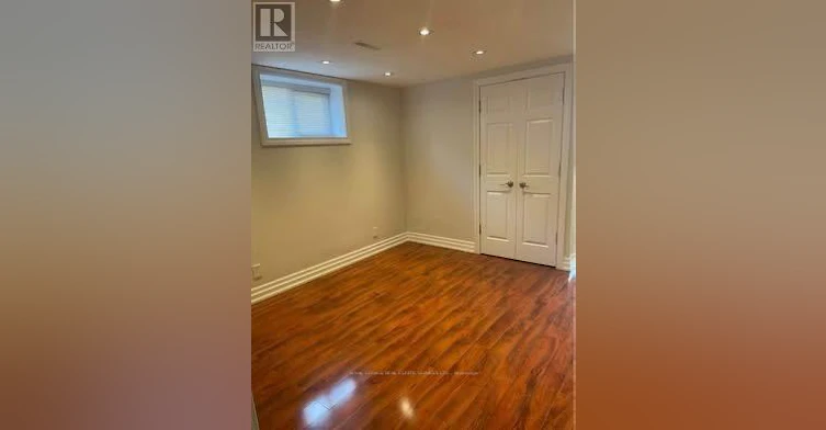 3589 Birchmeadow Crescent, Mississauga, ON, L4Y 3R8 - 4