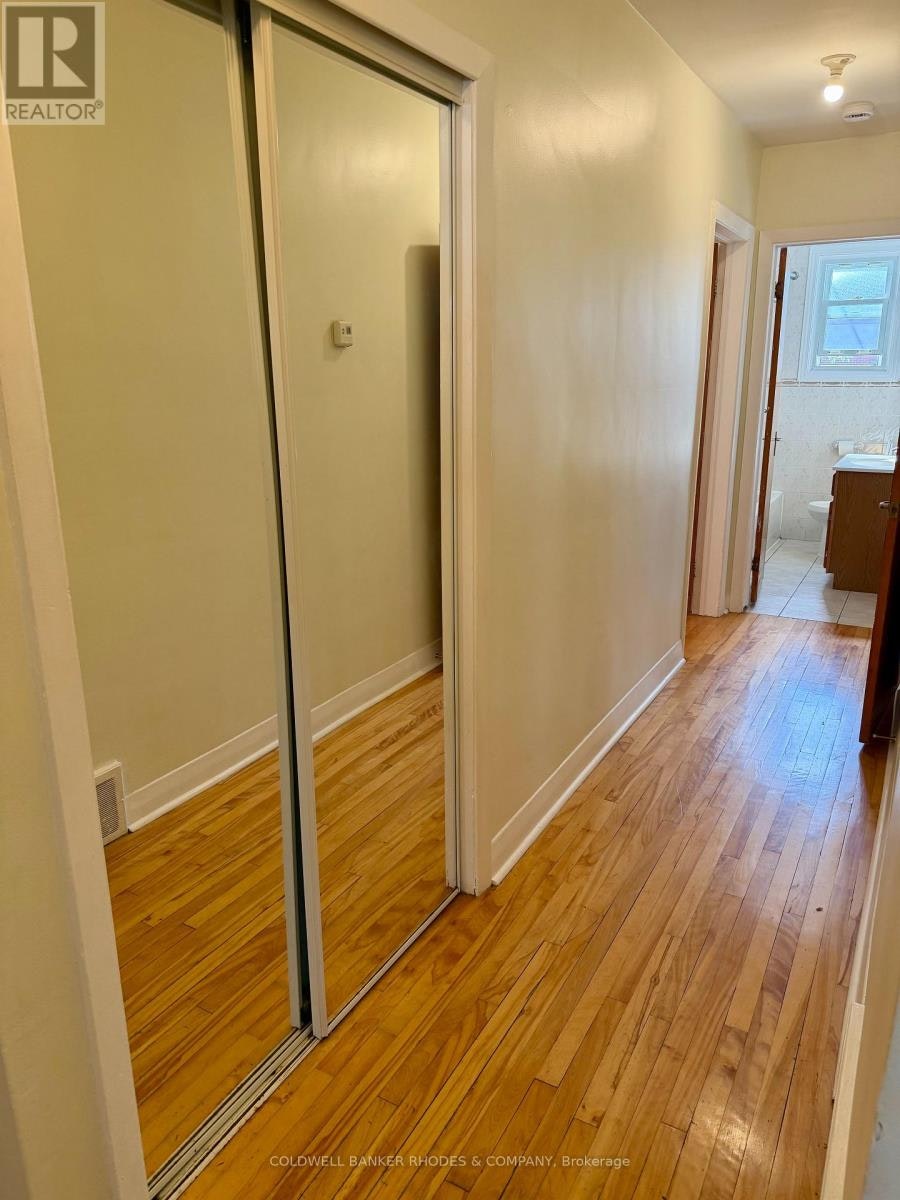 1-2484 Carlsen Avenue, Ottawa, ON, K1V 8G3 - 3