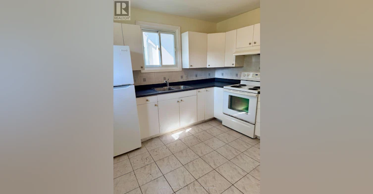 1-2484 Carlsen Avenue, Ottawa, ON, K1V 8G3 - 6