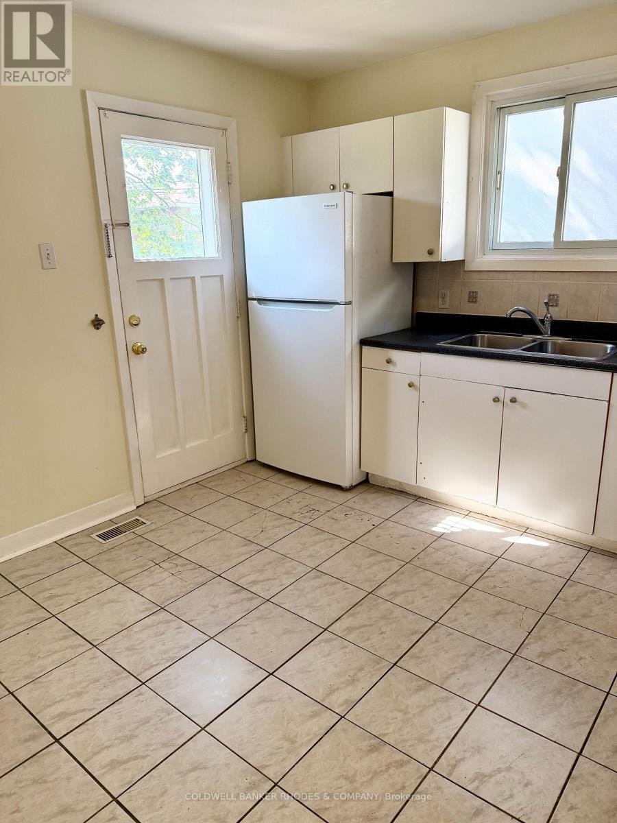1-2484 Carlsen Avenue, Ottawa, ON, K1V 8G3 - 7
