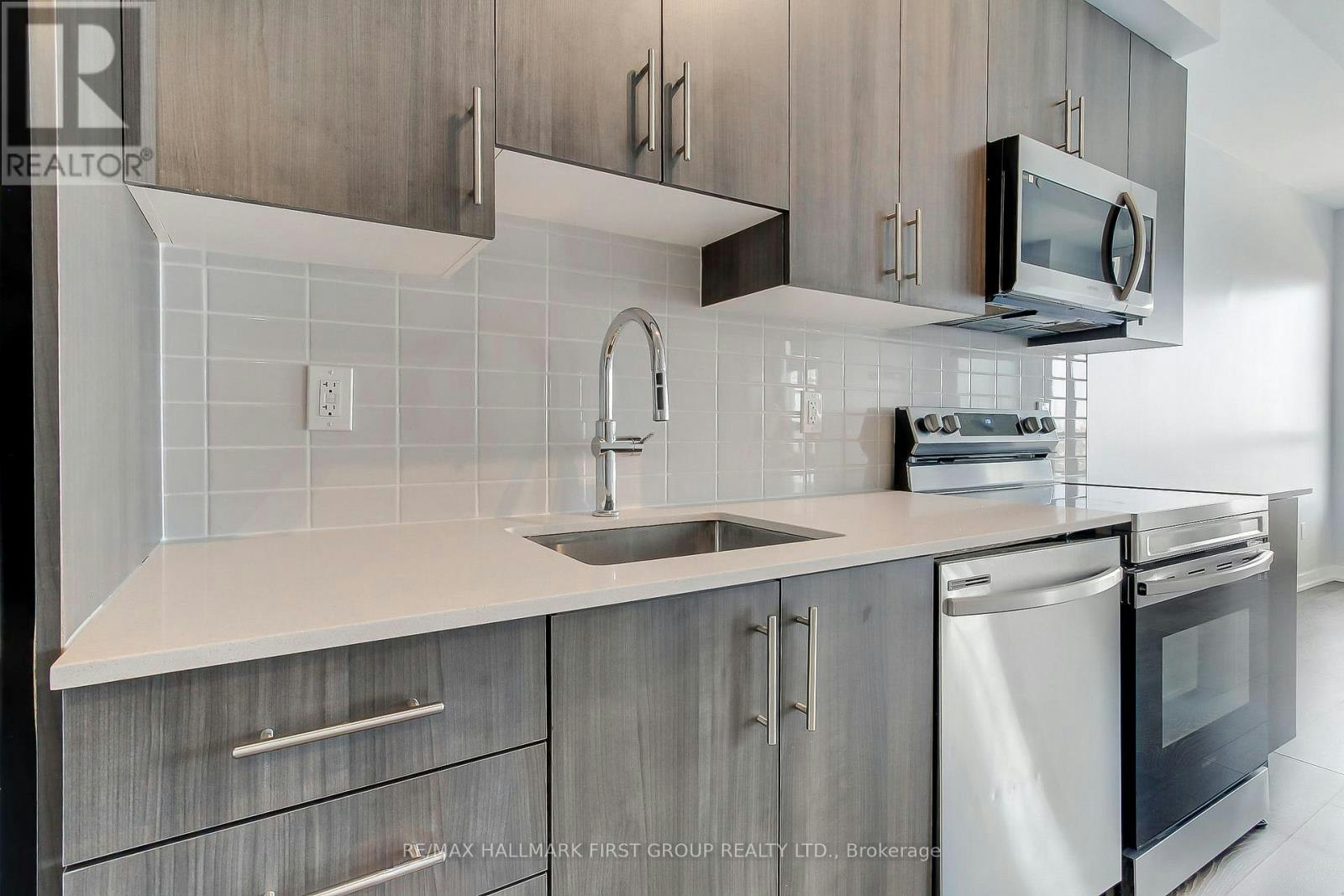 710-1455 Celebration Drive, Pickering, ON, L1W 1L8 - 10