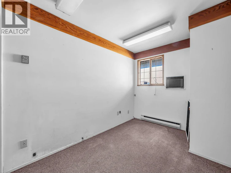 1366 SW Marine Drive, Vancouver, BC, V6P 5Z9 - 5