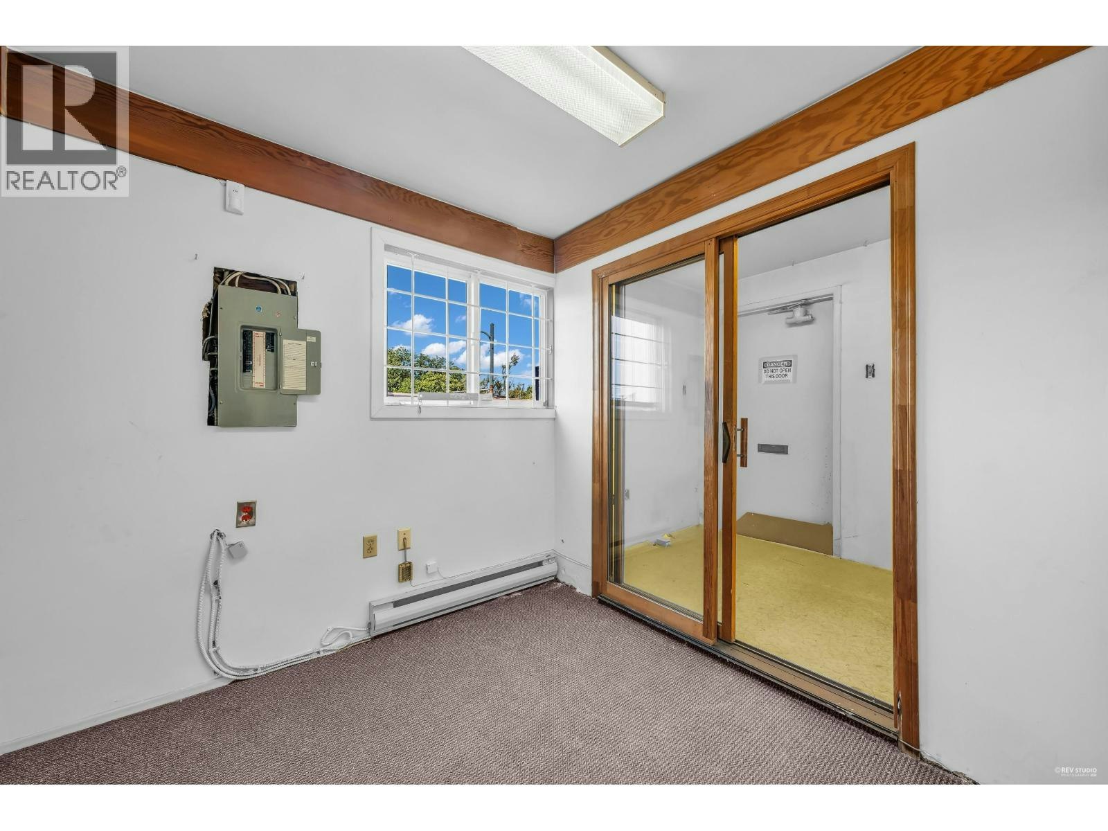 1366 SW Marine Drive, Vancouver, BC, V6P 5Z9 - 6